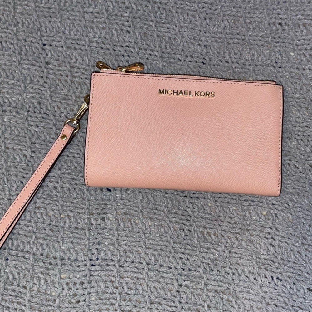 Michael kors wallet